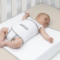 SHOWMODEL Snoozzz Slaapwikkel Regular - Baby Slaaphulp - 0+ maanden